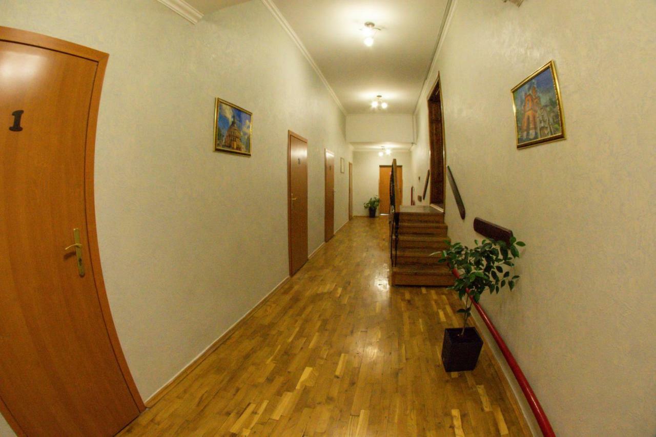 Гранд Хостел Csernyivci Kültér fotó